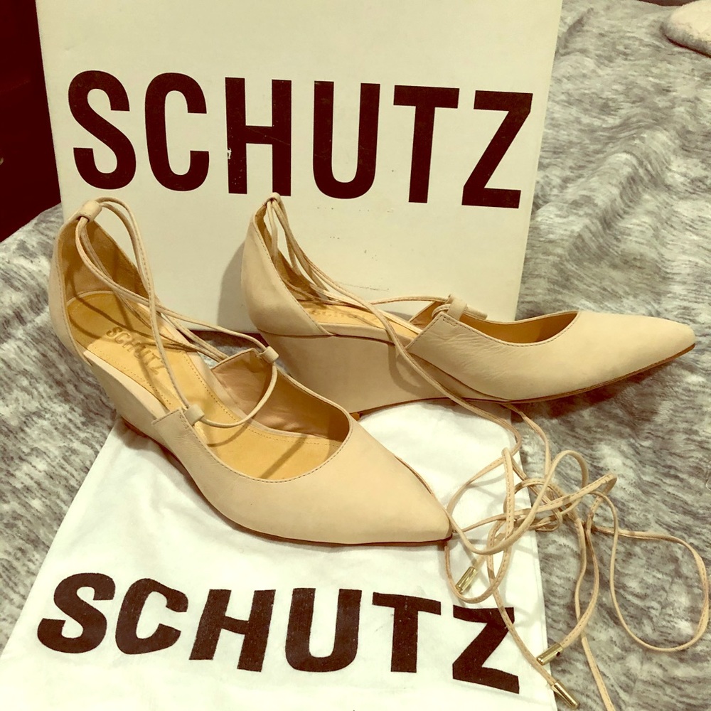 Classy short pump wedge heels with ankle strings